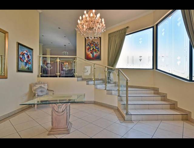 5 BEDROOM HOUSE FOR SALE IN GLENVISTA